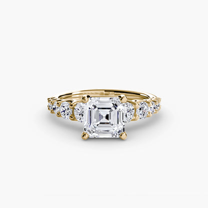 Graduated Accent Solitaire Engagement Ring