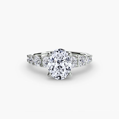 Graduated Accent Solitaire Engagement Ring